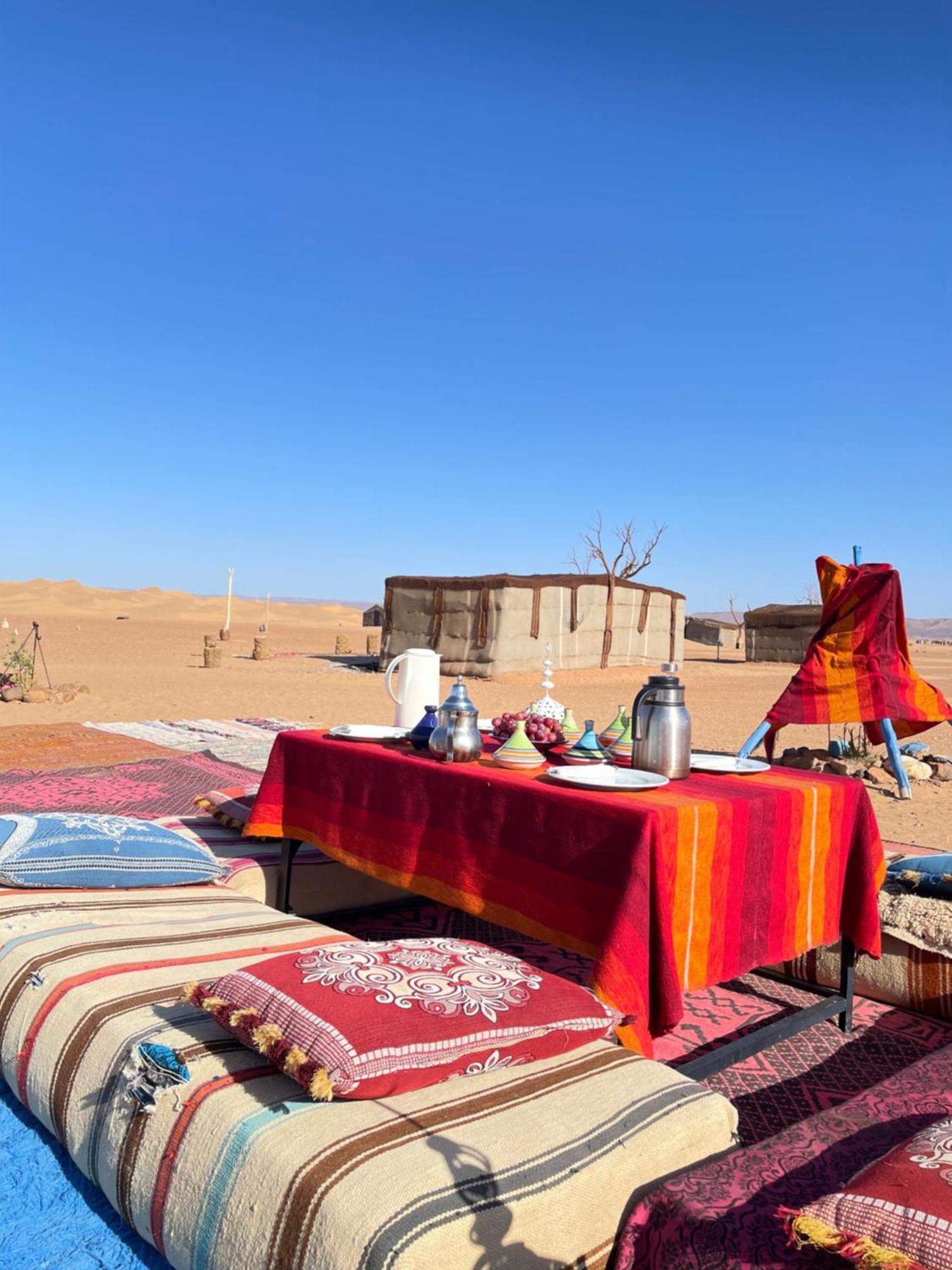 Mhamid Sahara Camp Activities - Le Chant Du Sable M'Hamid El Ghizlane Exterior foto