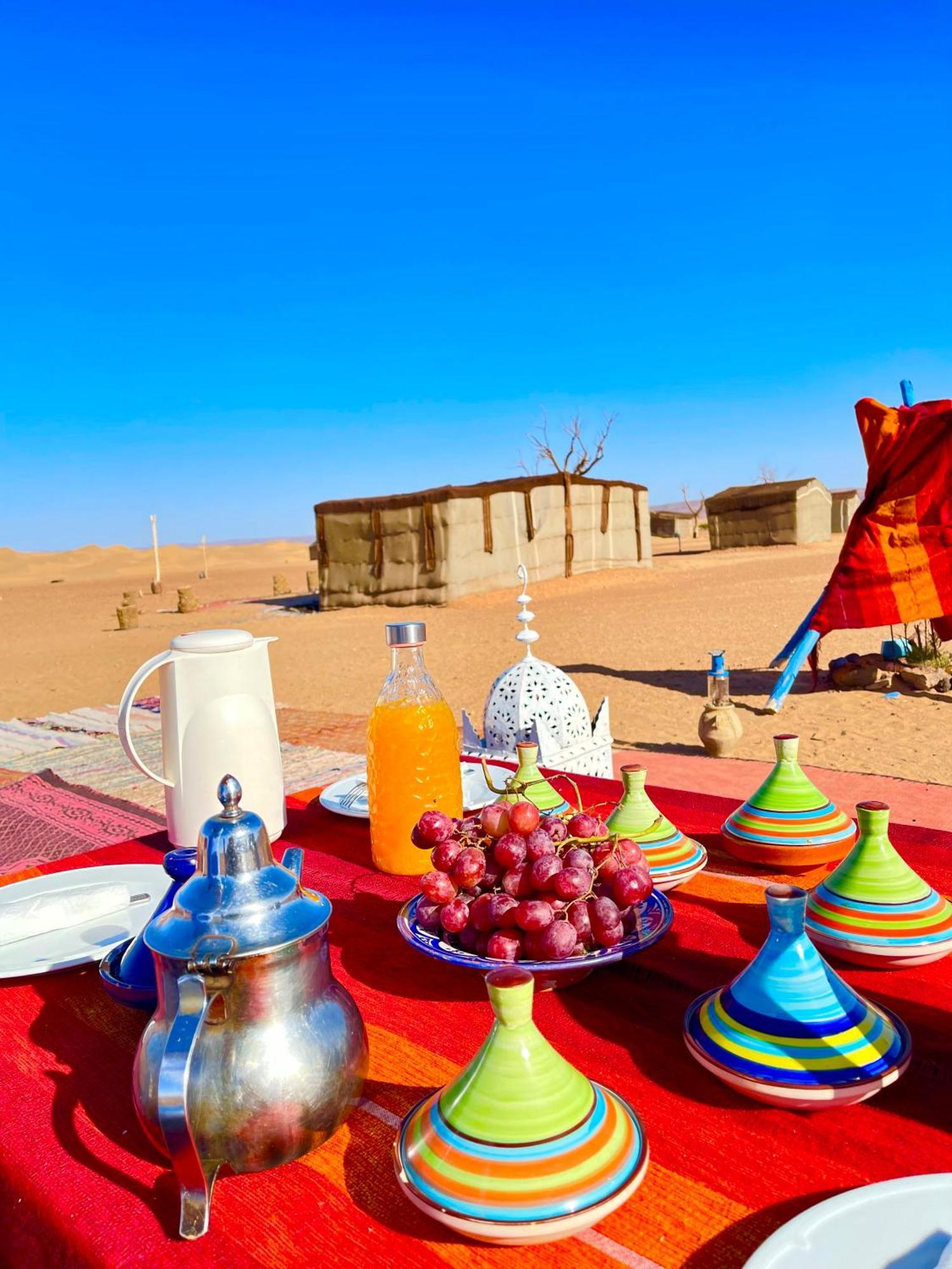 Mhamid Sahara Camp Activities - Le Chant Du Sable M'Hamid El Ghizlane Exterior foto